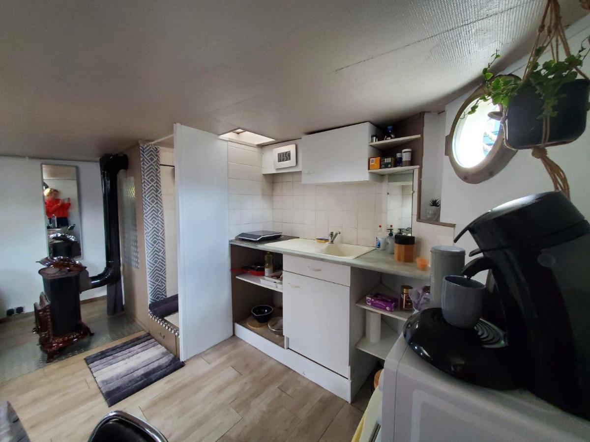 Peniche "Louise Michel" Sejournez Dans L'Appartement Du Capitaine, Offrez Vous Une Experience Inoubliable Au Fil De L'Eau Douai Eksteriør bilde