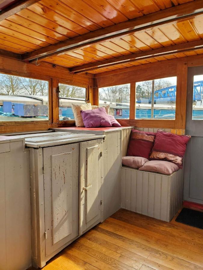 Peniche "Louise Michel" Sejournez Dans L'Appartement Du Capitaine, Offrez Vous Une Experience Inoubliable Au Fil De L'Eau Douai Eksteriør bilde
