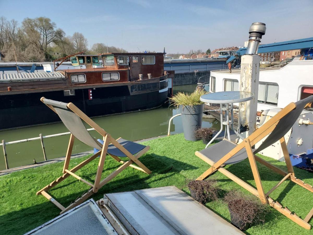 Peniche "Louise Michel" Sejournez Dans L'Appartement Du Capitaine, Offrez Vous Une Experience Inoubliable Au Fil De L'Eau Douai Eksteriør bilde